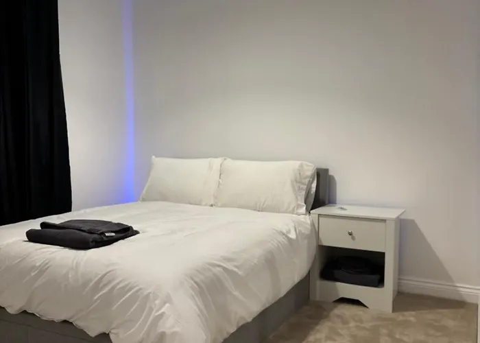 1 Bed Luxury Apartment